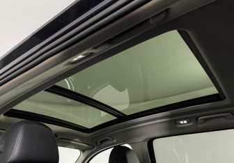 Подержанный автомобиль BMW X7 2020 года (19 фото)