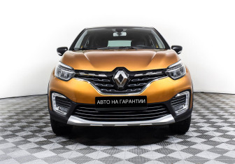 Подержанный автомобиль Renault Kaptur 2021 года (2 фото)
