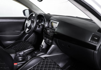 Подержанный автомобиль Mazda CX-5 2012 года (11 фото)
