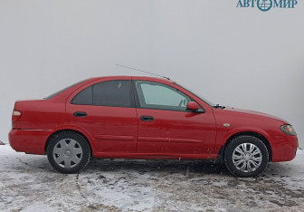 Подержанный автомобиль Nissan Almera Sedan 2006 года (4 фото)
