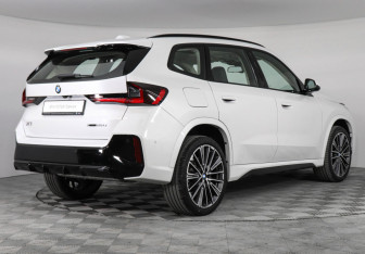 Новый BMW X1 2025 (2 фото)
