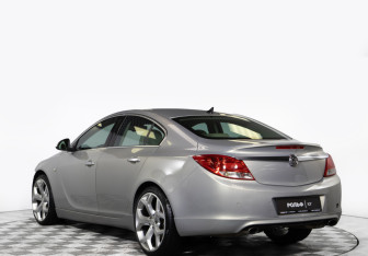 Подержанный автомобиль Opel Insignia Liftback 2008 года (6 фото)