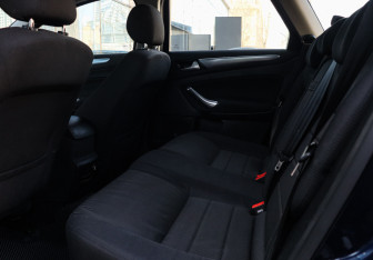 Подержанный автомобиль Ford Mondeo Wagon 2012 года (8 фото)