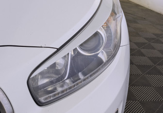 Подержанный автомобиль Kia Ceed Hatchback 2018 года (11 фото)