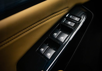 Подержанный автомобиль Changan Hunter Plus 2023 года (15 фото)