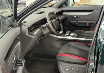 Подержанный автомобиль Jetour Dashing 2024 года (12 фото)