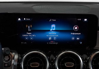 Подержанный автомобиль Mercedes-Benz GLB 2020 года (17 фото)