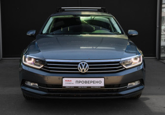 Подержанный автомобиль Volkswagen Passat Wagon 2016 года (2 фото)