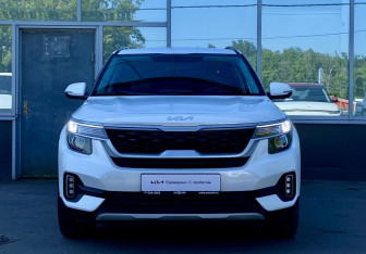 Подержанный автомобиль Kia Seltos 2021 года (2 фото)