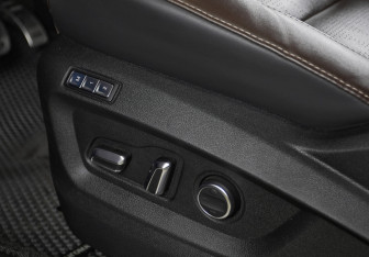 Подержанный автомобиль Chery Tiggo 8 Pro 2021 года (9 фото)
