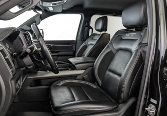 Подержанный автомобиль Dodge Durango 2022 года (20 фото)
