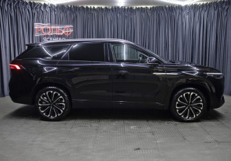 Подержанный автомобиль Jaecoo J8 2024 года (4 фото)