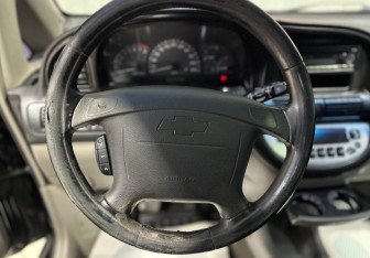 Подержанный автомобиль Chevrolet Rezzo 2007 года (13 фото)