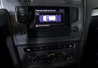 Подержанный автомобиль Volkswagen Golf Hatchback 2013 года (14 фото)