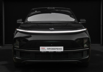 Подержанный автомобиль LiXiang L9 2024 года (2 фото)