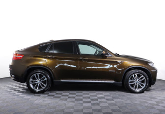 Подержанный автомобиль BMW X6 2013 года (4 фото)