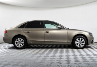 Подержанный автомобиль Audi A4 Sedan 2008 года (4 фото)