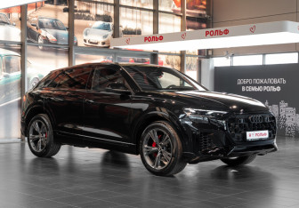Новый Audi Q8 2024 (3 фото)