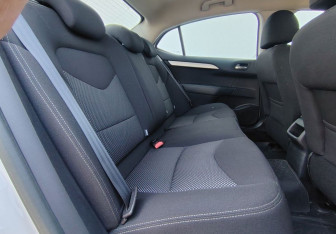 Подержанный автомобиль Citroen C4 Sedan 2014 года (11 фото)