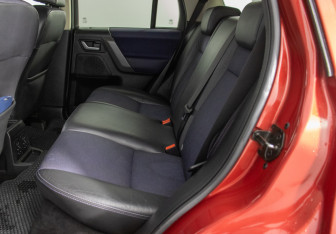 Подержанный автомобиль Land Rover Freelander 2007 года (11 фото)