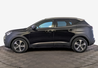 Подержанный автомобиль Peugeot 3008 2018 года (8 фото)