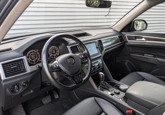 Подержанный автомобиль Volkswagen Teramont 2019 года (16 фото)