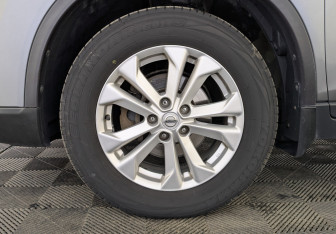 Подержанный автомобиль Nissan X-Trail 2018 года (12 фото)