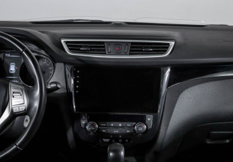 Подержанный автомобиль Nissan Qashqai 2017 года (12 фото)