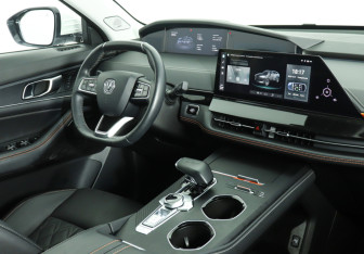 Подержанный автомобиль Changan UNI-K 2024 года (12 фото)