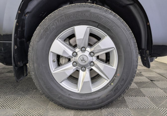 Подержанный автомобиль Toyota Land Cruiser Prado 2021 года (12 фото)