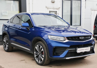 Подержанный автомобиль Geely Tugella 2022 года (3 фото)