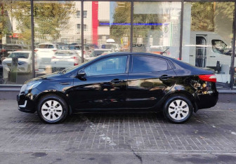 Подержанный автомобиль Kia Rio Sedan 2012 года (5 фото)