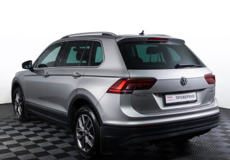 Подержанный автомобиль Volkswagen Tiguan 2017 года (7 фото)