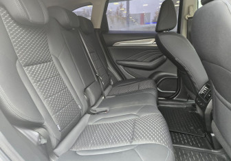 Подержанный автомобиль Haval F7 2021 года (11 фото)