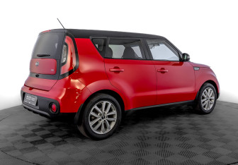Подержанный автомобиль Kia Soul 2017 года (5 фото)