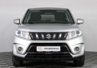 Подержанный автомобиль Suzuki Vitara 2020 года (2 фото)