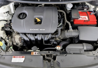 Подержанный автомобиль Kia Cerato Sedan 2018 года (9 фото)