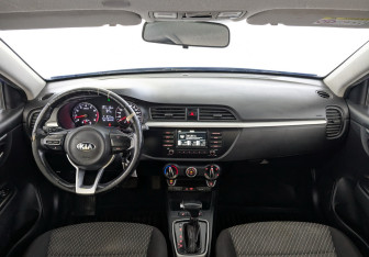 Подержанный автомобиль Kia Rio Hatchback 2019 года (14 фото)