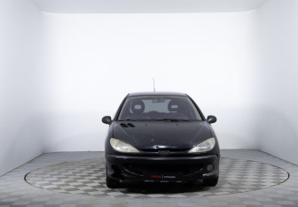 Подержанный автомобиль Peugeot 206 Hatchback 2007 года (2 фото)