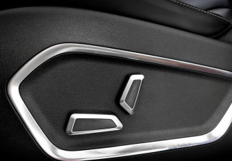 Подержанный автомобиль Geely Atlas Pro 2024 года (21 фото)