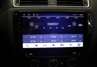 Подержанный автомобиль Volkswagen Jetta Sedan 2013 года (15 фото)