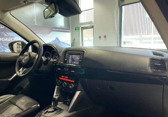 Подержанный автомобиль Mazda CX-5 2013 года (10 фото)