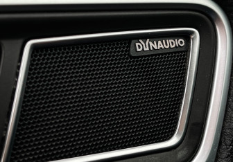 Подержанный автомобиль Volkswagen Touareg 2013 года (16 фото)