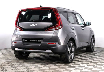 Подержанный автомобиль Kia Soul 2022 года (5 фото)