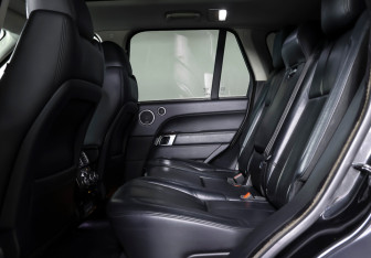 Подержанный автомобиль Land Rover Range Rover 2017 года (12 фото)