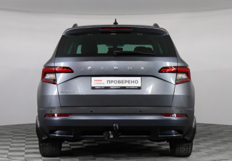 Подержанный автомобиль Skoda Karoq 2020 года (6 фото)