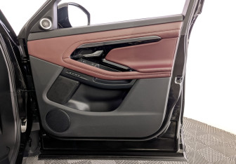 Подержанный автомобиль Land Rover Range Rover Evoque 2020 года (25 фото)