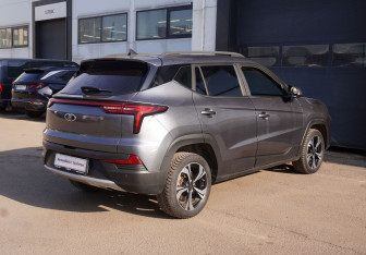 Подержанный автомобиль Москвич 3 2023 года (8 фото)