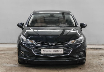 Подержанный автомобиль Chevrolet Cruze Sedan 2017 года (2 фото)