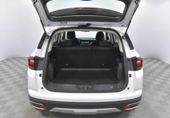 Подержанный автомобиль Changan CS35PLUS 2020 года (13 фото)